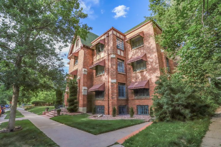 The Avon Apartments Cornerstone Apartments